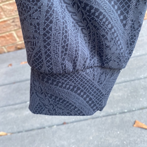 Athleta Salutation Textured Knit Joggers.  High waist wide band.  Size S - Picture 9 of 12